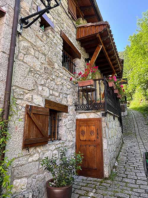 De paseo por Bulnes en Asturias