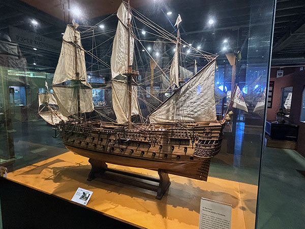 Exposiciones permanentes del Museo Marítimo de Asturias en Luanco