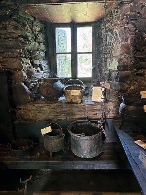 Cacharrería y utensilios vaqueiros