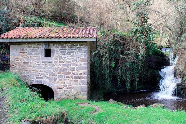Molino hidráulico rehabilitado en Tazones en Asturias