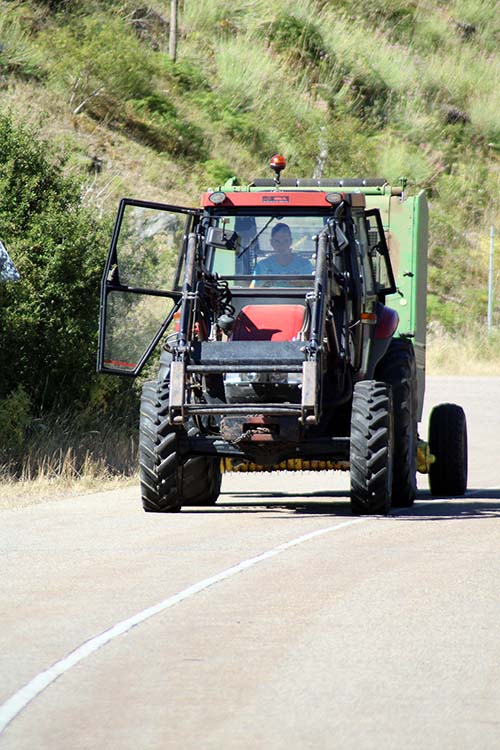 Máquina empacadora de hierba para realizar los silos