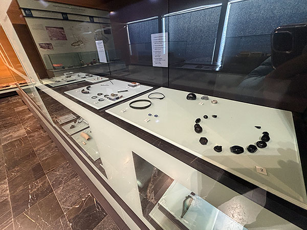 Villa romana de Veranes en Gijón, exposición de objetos encontrados en las excavaciones