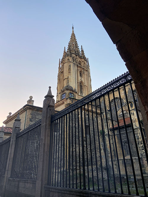 Torre de la catedral de Oviedo