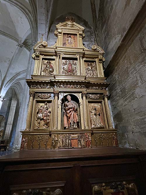 Capillas en el interior de la catedral de Oviedo