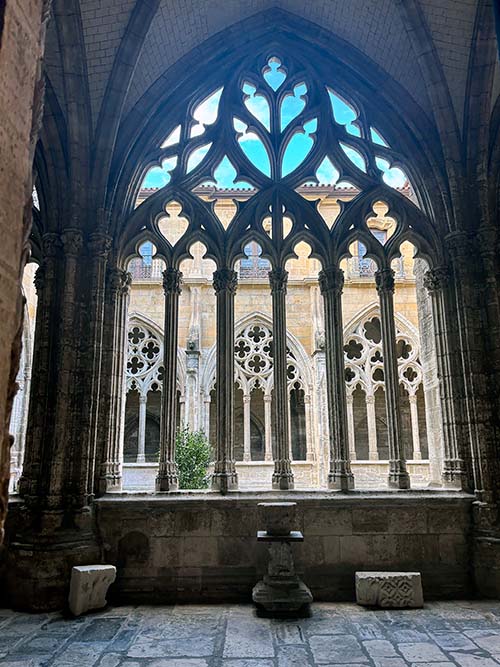 Claustro de la catedral de Oviedo