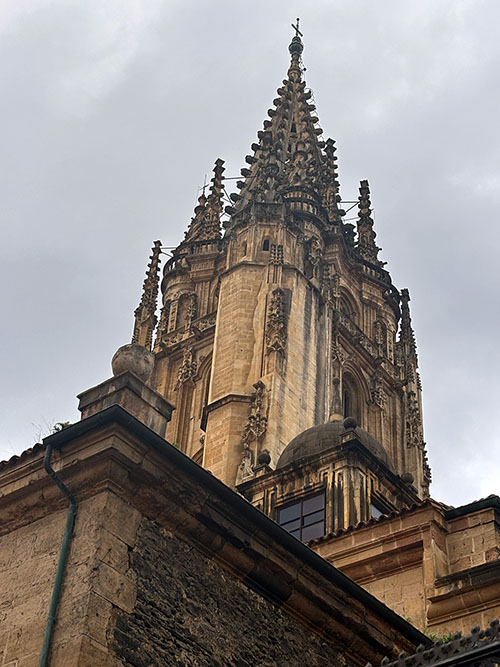 Torre de la catedral de Oviedo