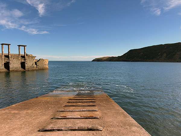 Muelle de LLumeres en Gozón en Asturias