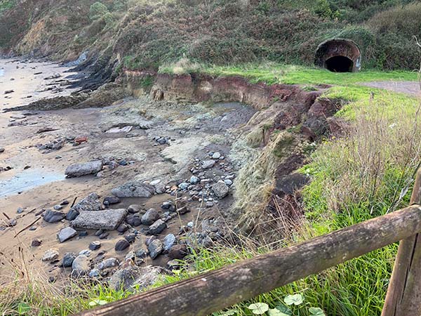 Playa de Llumeres en Gozón en Asturias