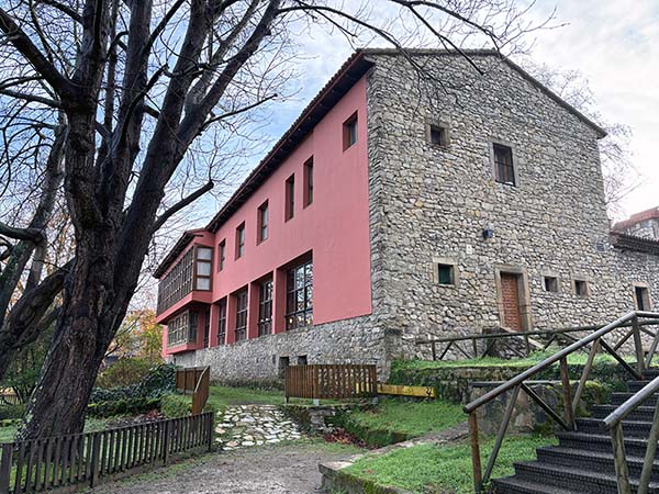 Parador nacional del Molino Viejo, en Gijón
