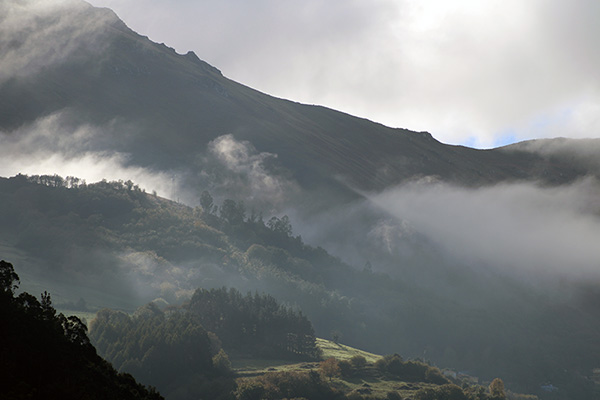 Niebla en los montes de Asturias