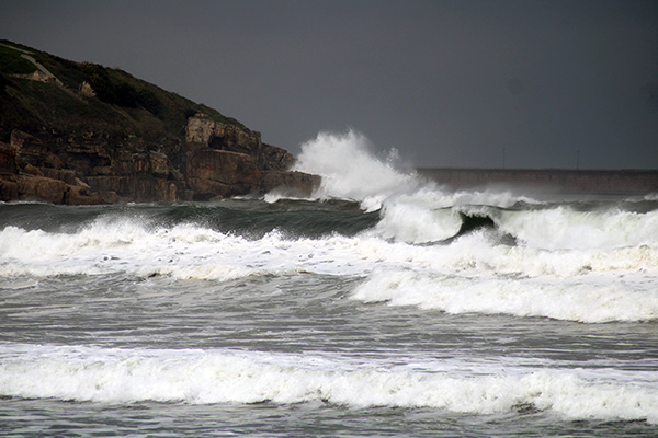 Marejada en la costa asturiana