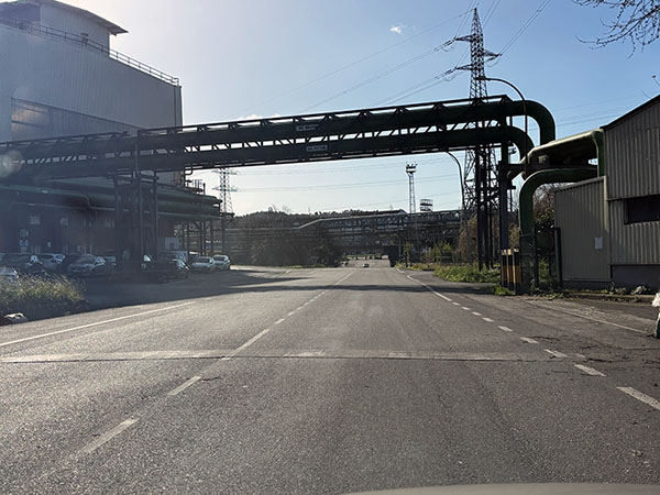 Interior de la factoría de Arcelor Mitall en Trasona en Asturias