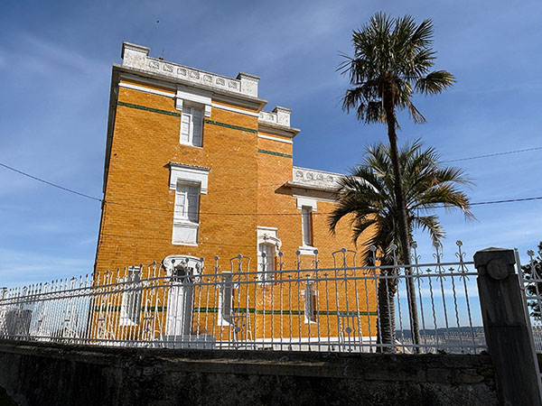 Casa indiana en Somao en Asturias