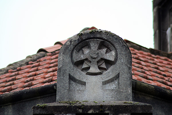 Iglesia Skate o Kaos Temple en Llanera en Asturias