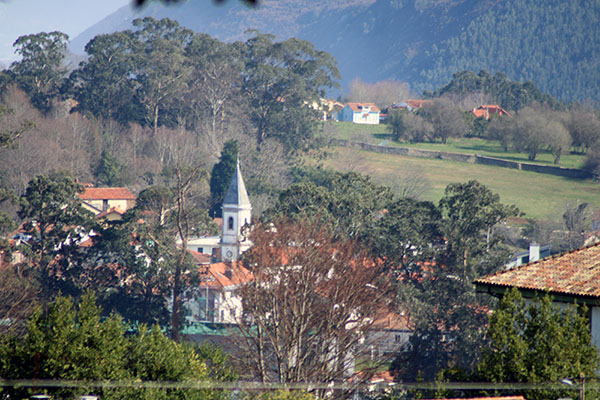 Muros de Nalón visto desde Somao en Asturias