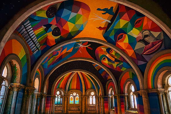 Iglesia Skate o Kaos Temple en Llanera en Asturias