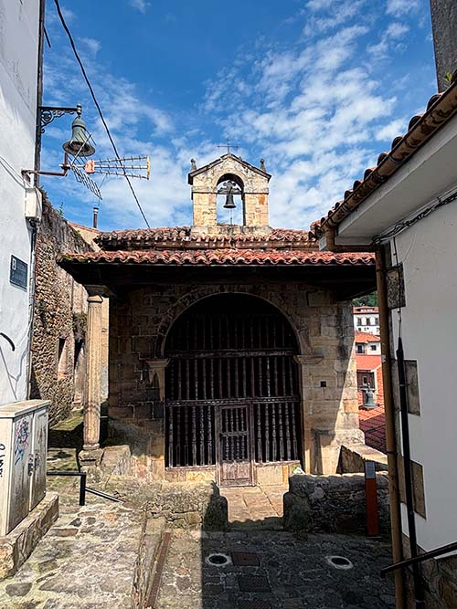 Capilla de San José en Lastres en Asturias