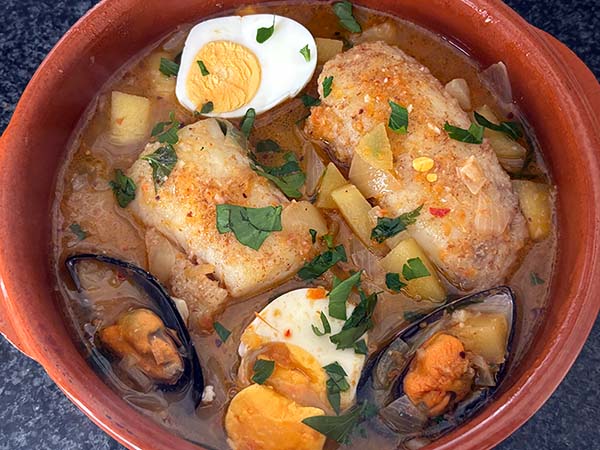 Merluza a la sidra al estilo asturiano