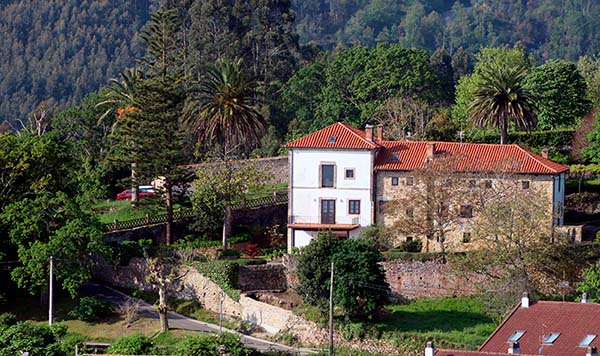 Casa de tipo indiano en Lastres en Asturias