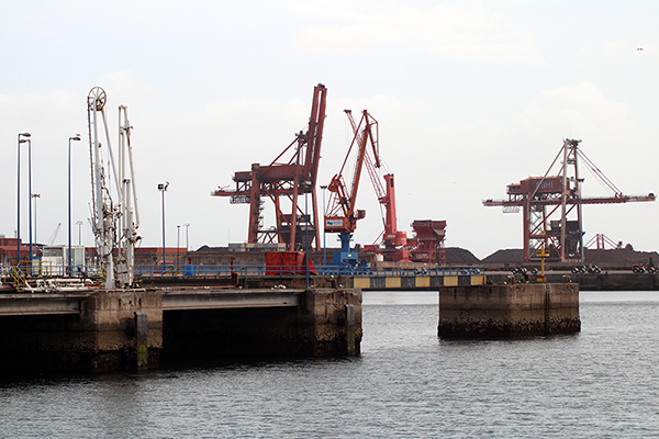 Puerto del Musel en Gijón