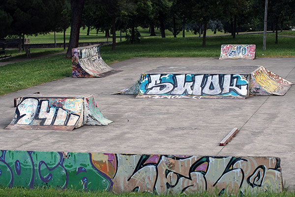 Haciendo deporte en el parque de Los Pericones en Gijón