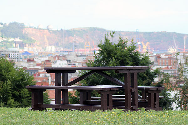 Vista desde el parque de Los Pericones en Gijón