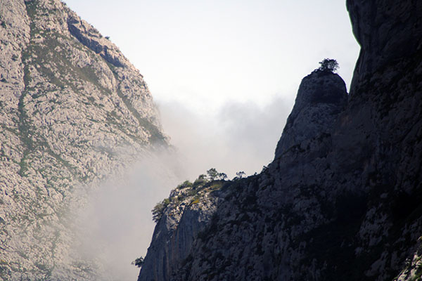 Nube baja en los Picos de Europa en Asturias
