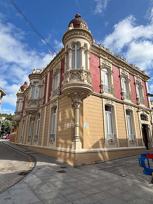 Edificio Casa Mori en Luanco en Asturias