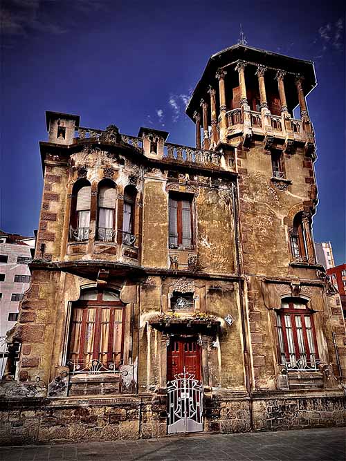 Palacete de la Plaza de Europa en Gijón
