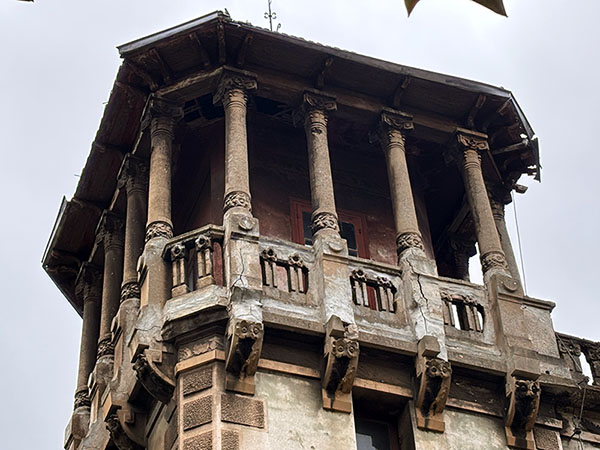Palacete de Ladislao Menéndez en la plaza de Europa de Gijón