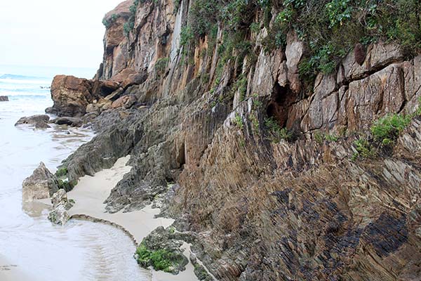 Acantilado en una playa asturiana