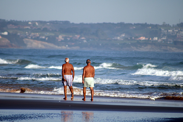Paseando por la playa en Asturias