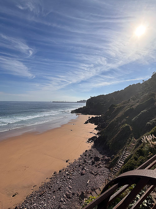 Playa del Tranqueru en Perlora en Asturias